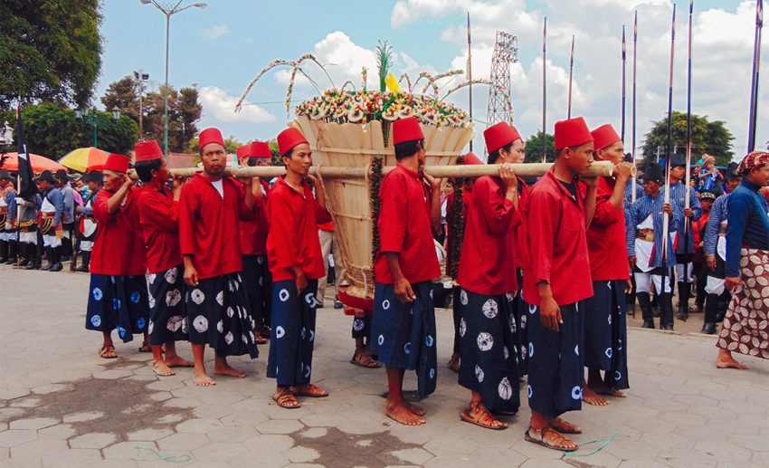 Syawal Grebeg Numplak Wajik Gunungan