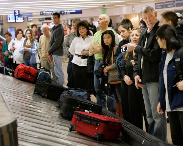 Missing Your Luggage? Here's What You Need To Do - Zafigo