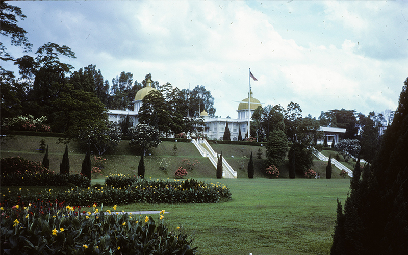 "Head of Malaysia Palace." 