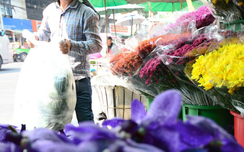 Bangkok-Flower-Market-4