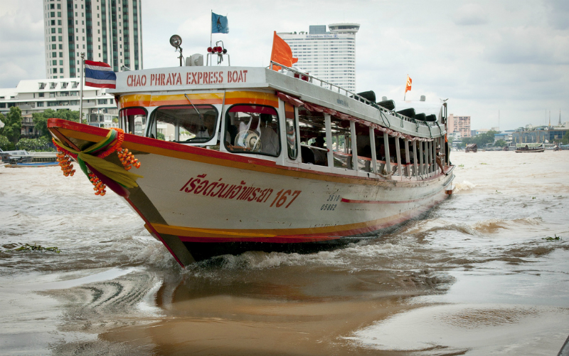 Bkk50_Pic04_Boat