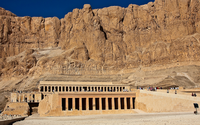 ValleyofTheKings_HatshepsutTemple