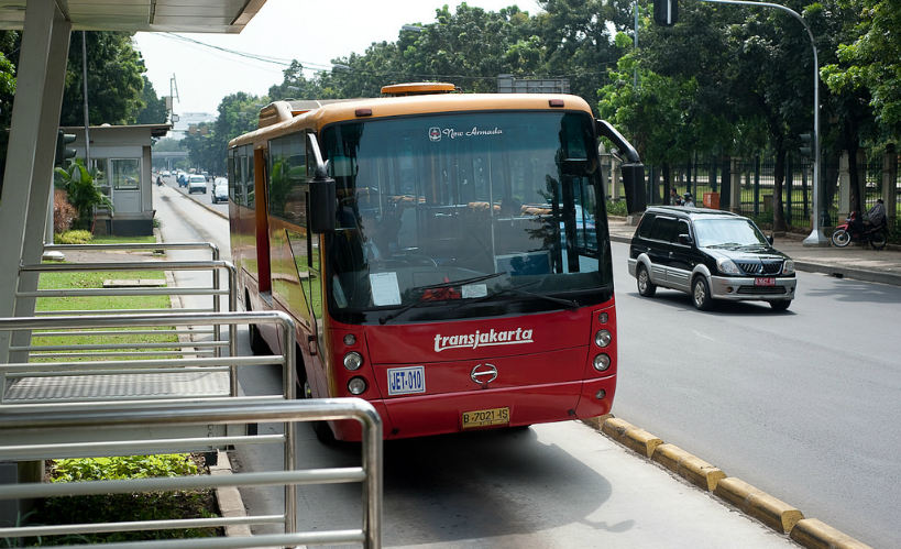 JKTGuide_Bus