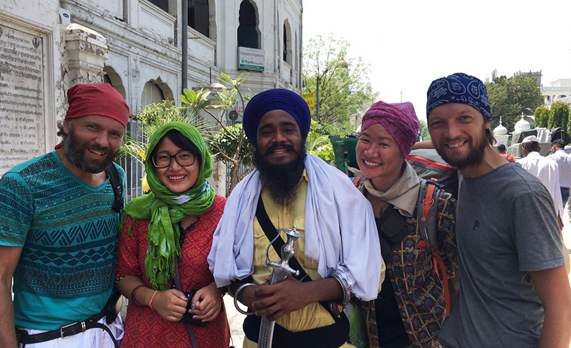 Travellers I met at the Golden Temple (Photo credit: Petrina Thong) 