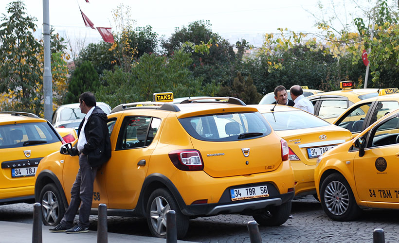 Istanbul_Taxis