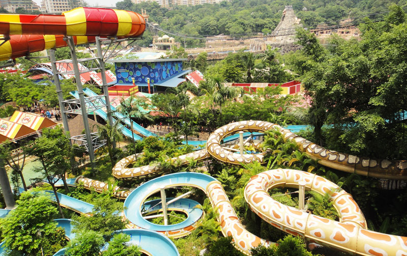 Kinds Of Adventures You Can Have At Sunway Lagoon With A Partner Zafigo