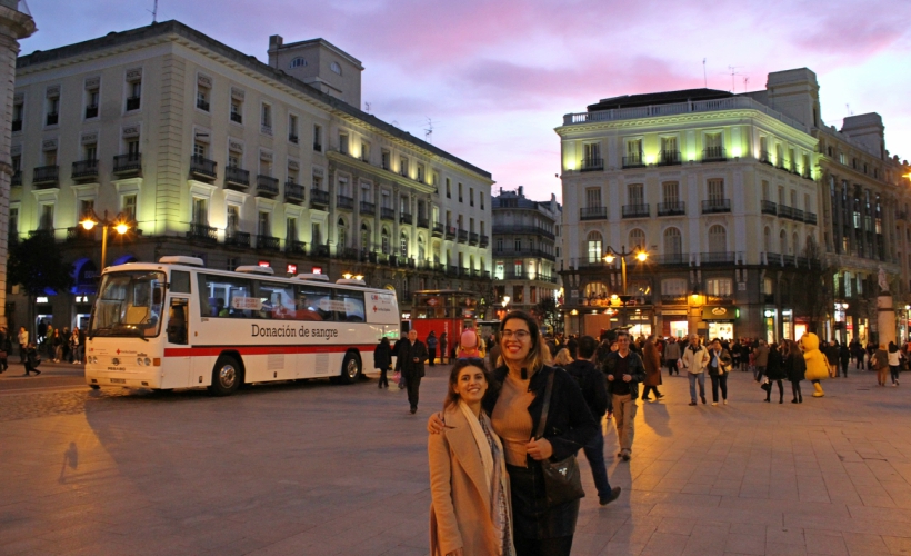 Dilara and Justine in Spain