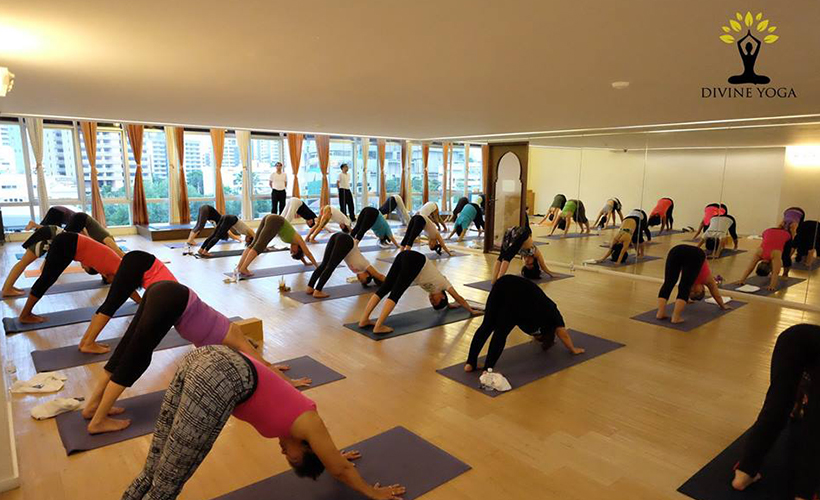 The 6 Best Studios for Yoga Classes in Bangkok [2024 ]