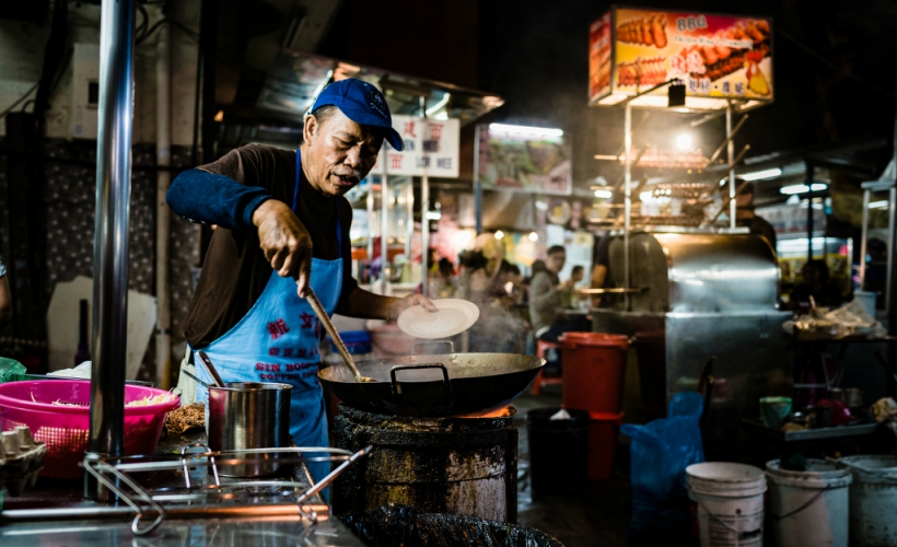 Hawkers in Penang almost never disappoints (Photo credit: Flickr / Presence Inc)