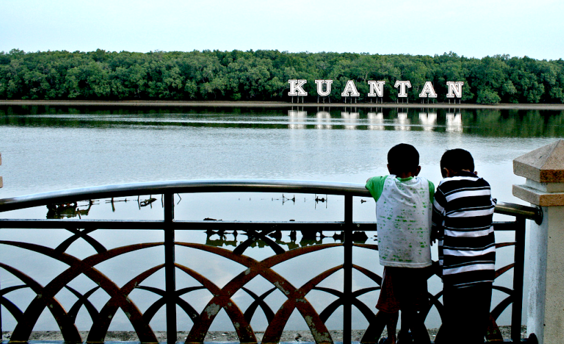 The view along Kuantan River (Photo Credit: Flickr / Phalinn Ooi)