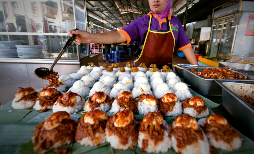 Nasi Lemak dreaming. Choose from fish, prawn, egg, ikan bilis for less than RM2 per packet at Sri Weld Food Court. (Pic Credit: Time Out  Penang)