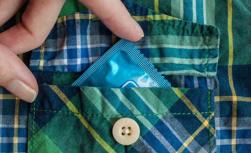 condom-1863436_960_720