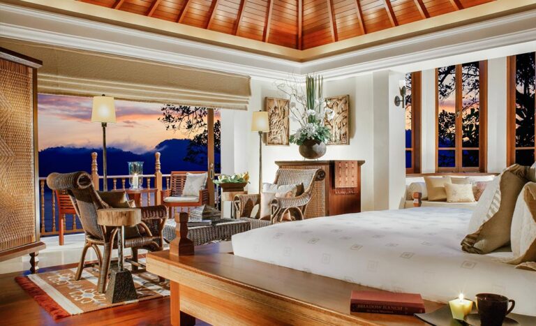 Southeast Asia’s Top 5 Over-Water Hotels