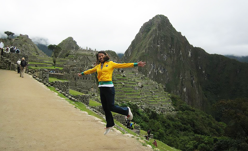 Nadia_-First-glimpse-of-Machu-Pichu