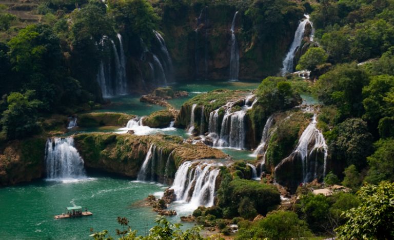 8 Beautiful Rivers And Waterfalls To Visit In Southeast Asia - Zafigo