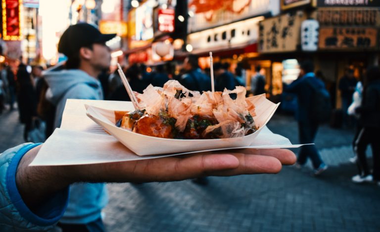 How To Find The Tastiest Food In Any City