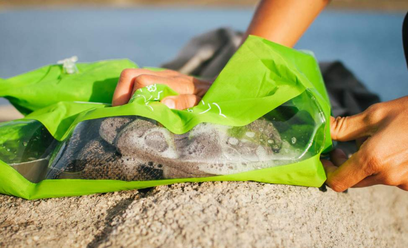 How to Wash Your Clothes in a Plastic Bag While Traveling 