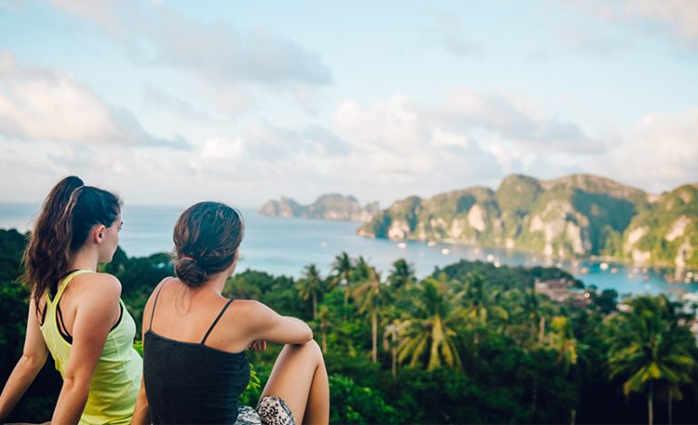 8 Reasons To Be A Domestic Tourist & Explore Your Own Backyard