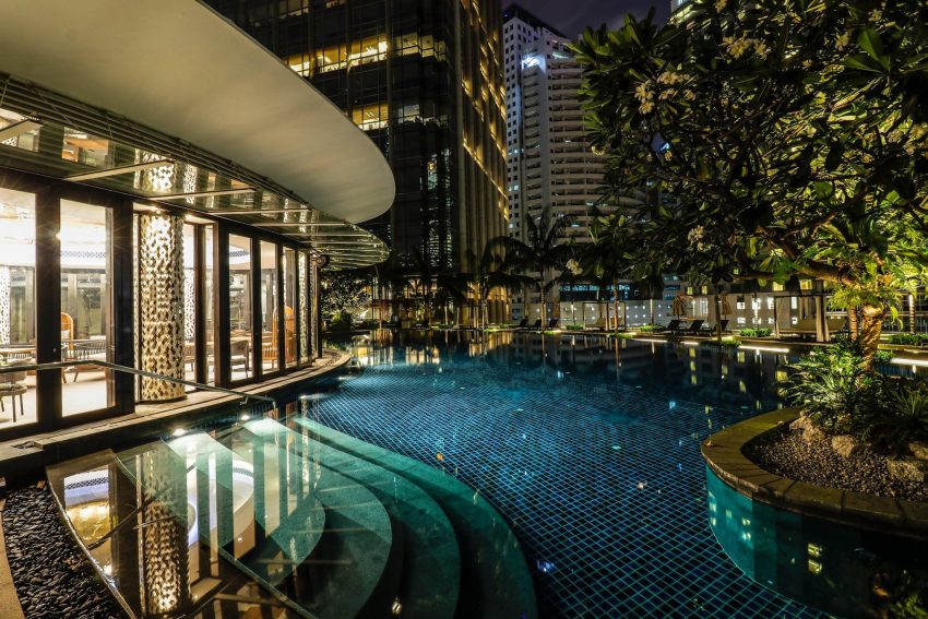8 Hotels in KL With The Best Swimming Pools - Zafigo