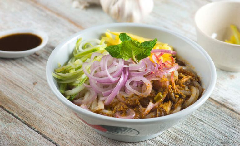Penang’s Assam Laksa #7 World’s Best Dish, Singapore Airlines Opens Pop-Up Restaurant, and More (30 Oct)