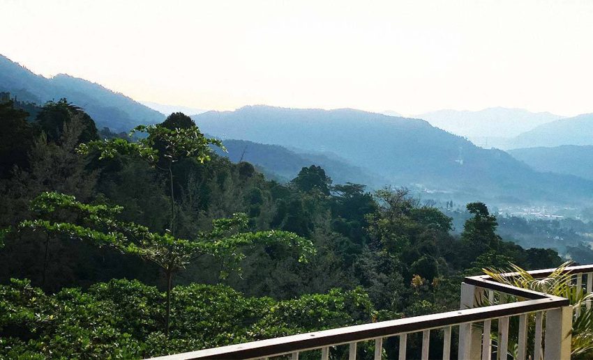 Hilltop Hideaway: An Escape To Sky Villa In Kuala Kubu Bharu - Zafigo