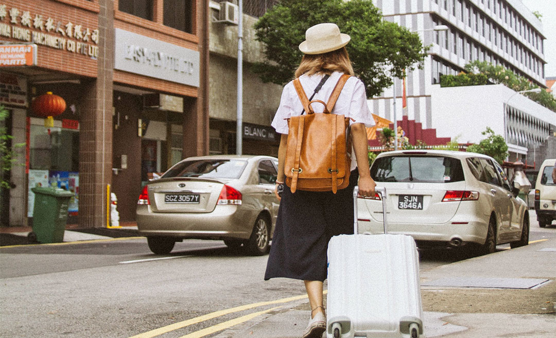 No Check-Ins: 9 Tips On Packing Light When Travelling For A Week