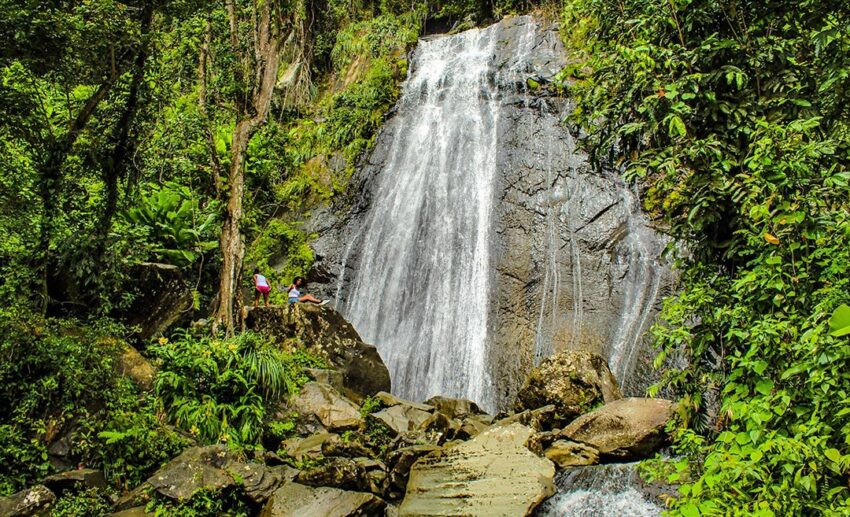 This Caribbean paradise is packed with things to do––rich history and culture, majestic mountains, pristine beaches, and waterfalls; Puerto Rico has it all.
