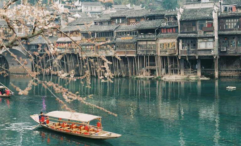 Solo Travel To China: 8 Useful Tips You Need To Know