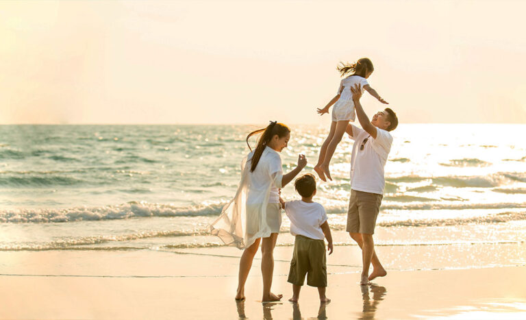 6 Ways To Take Charge Of Your Finances and Secure Your Future Like A Pro Traveller