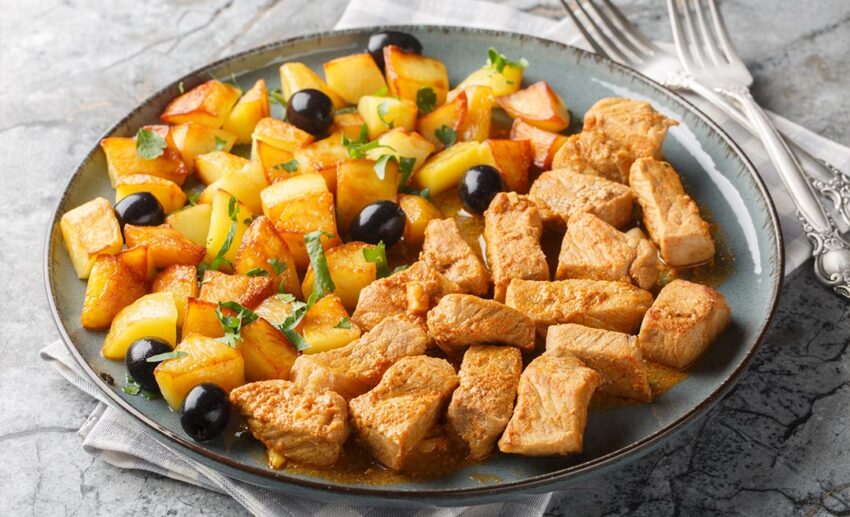 Rojões, crispy fried pork cubes, a staple of the Festa das Cruzes in Barcelos.