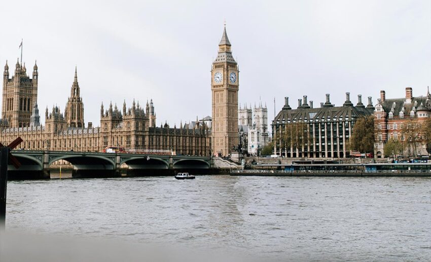 Iconic Big Ben clock tower in London, a top destination for Malaysian travellers requiring a UK ETA.