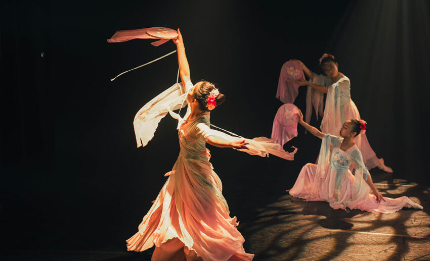 A Traditional Chinese Dance Workshop for children led by Kwang Tung Dance Company at Chen She Shu Yuen Clan Ancestral Hall.